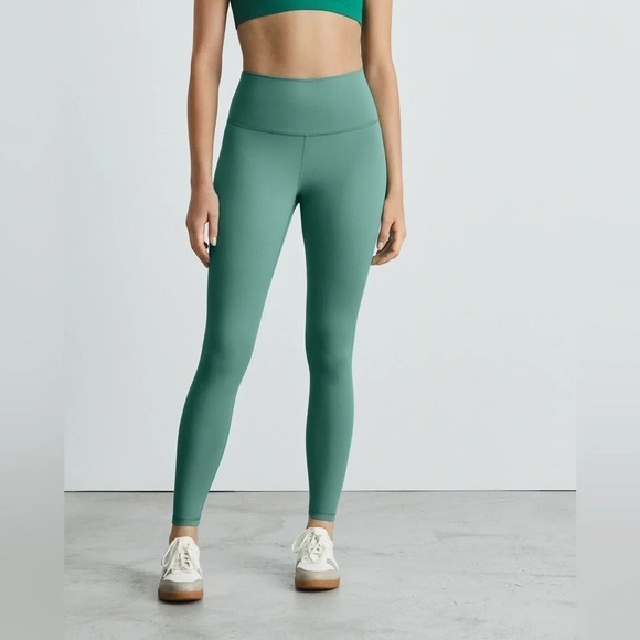 Everlane Pants - NWT EVERLANE The Perform 24/7 Legging